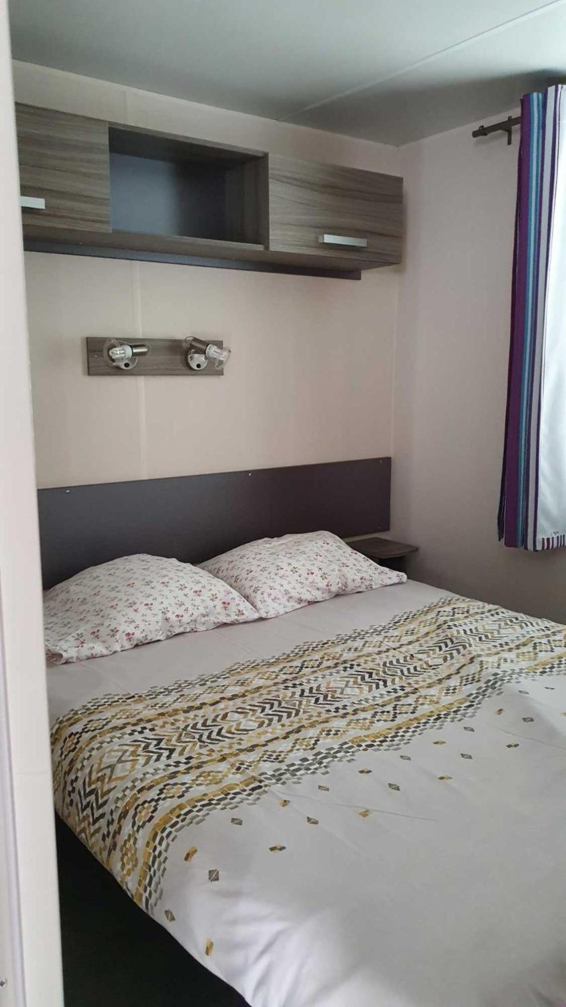 Camping L'Enclave Mobil-Home Estavar Esterno foto