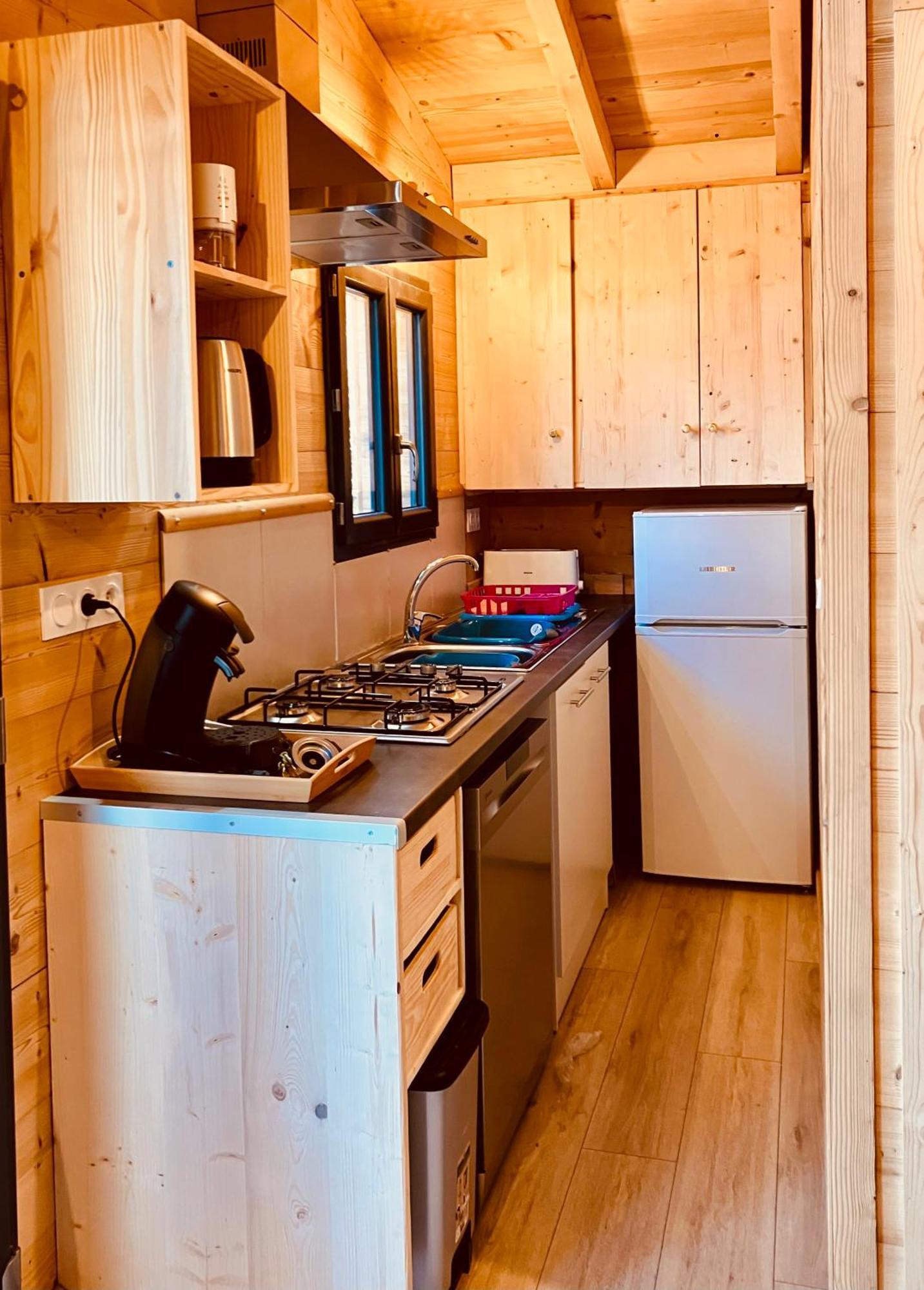 Camping L'Enclave Mobil-Home Estavar Esterno foto